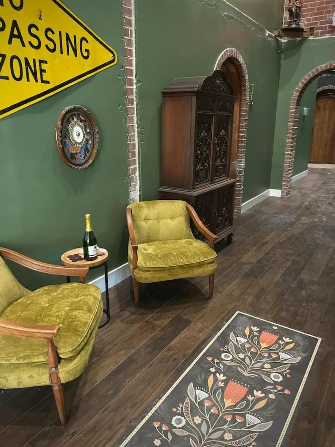 Perryville The Atrium - A Boutique Hotel - Suite 15 מראה חיצוני תמונה